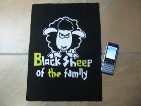 Čierna ovca rodiny - black sheep of the family chrbtová nášivka veľkosť cca. A4 (po krajoch neobšívaná)
