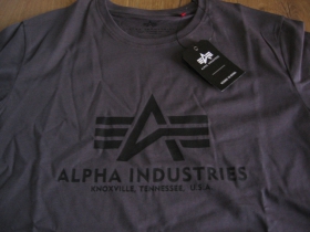 Alpha Industries - tmavošedé pánske tričko s čiernym tlačeým logom materiál: 100%bavlna