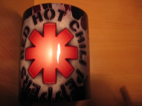 Red Hot Chili eppers, porcelánový  pohár s uškom, objemom cca. 0,33L