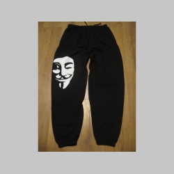 Anonymous čierne tepláky s tlačeným logom