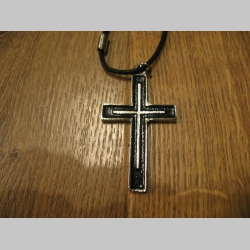 kríž kovový strieborno-čierny prívesok na krk na plastikovej šnúrke s kovovým zapínaním