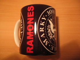 Ramones porcelánová šálka s uškom, objemom cca. 0,33L