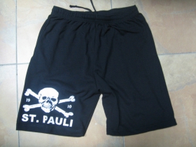 St. Pauli  čierne teplákové kraťasy s tlačeným logom