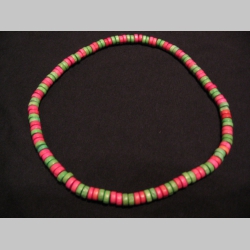 n&aacute;hrdeln&iacute;k alebo n&aacute;ramok na gumičke s dreven&yacute;mi farebn&yacute;mi kor&aacute;lkami