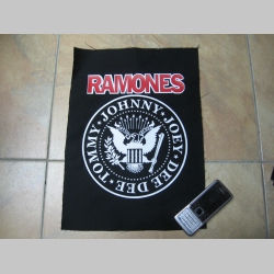 Ramones chrbtová nášivka veľkosť cca. 35x26cm (po krajoch neobšívaná)