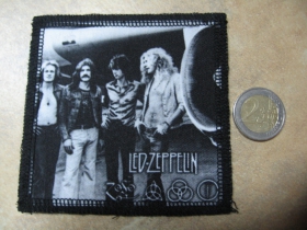 Led Zeppelin ofsetová nášivka po krajoch obšívaná cca. 9x9cm 