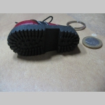 " ťažká bota " Kľúčenka s kovovým krúžkom   (rôzne farby na výber)