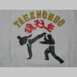 Taekwondo polokošela s rôznofarebným lemovaním okolo límčekov a rukávov na výber podľa vášho želania! 