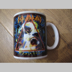 Def Leppard porcelánový pohár - šálka s uškom, objemom cca. 0,33L