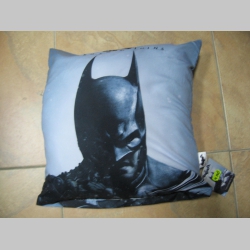 Batman vankúš rozmery cca. 40x40cm materiál povrch 100%bavlna, materiál vnútro 100%polyester
