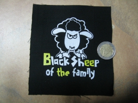 Čierna ovca rodiny - black sheep of the family potlačená nášivka rozmery cca. 12x12cm (neobšívaná)