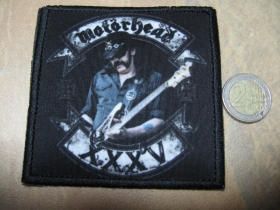 Motorhead  Lemmy  ofsetová nášivka po krajoch obšívaná cca. 9x9cm 