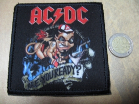 AC/DC  ofsetová nášivka po krajoch obšívaná cca. 9x9cm 