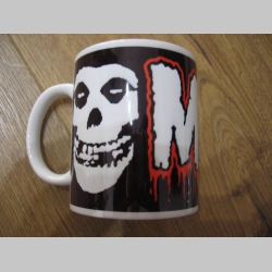 Misfits porcelánový pohár - šálka s uškom, objemom cca. 0,33L