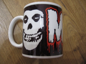 Misfits porcelánový pohár - šálka s uškom, objemom cca. 0,33L