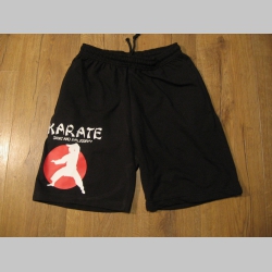 Karate - Sport and Philosophy  čierne teplákové kraťasy s tlačeným logom