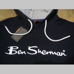 Ben Sherman tmavomodrá mikina s kapucou stiahnutelnou šnúrkami a klokankovým vreckom vpredu materiál: 100%bavlna posledný kus veľkosť S