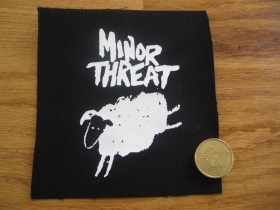 Minor Threat potlačená nášivka rozmery cca 12x12cm (po krajoch neobšívaná)