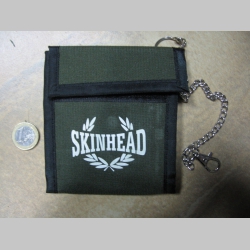 Skinhead olivová textilná peňaženka s retiazkou a karabínkou