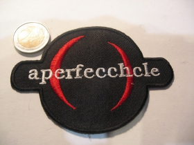 Aperfecchcle nažehľovacia vyšívaná nášivka (možnosť nažehliť alebo našiť na odev) materiál 100%bavlna 