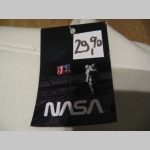 NASA - Kennedy Space centre pánska mikina s kapucou a klokankovým vreckom vpredu. Farba: svetlo béžová, materiál 80%bavlna 20% polyester   posledné kusy veľkosti L a XXL