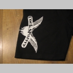 Cock Sparrer   čierne tepl&aacute;kov&eacute; kraťasy s tlačen&yacute;m logom