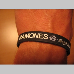 Ramones, pružný gumenný náramok s vyrazeným motívom