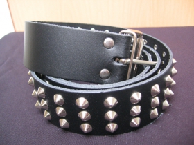 PRAV&Aacute; KOŽA- Top kvalita!!! Opasok vyb&iacute;jan&yacute; kužeľov&yacute;mi &scaron;picami niž&scaron;&iacute;mi s priemerom 7mm 3-Rad materi&aacute;l prav&aacute; koža!!! &scaron;&iacute;rka opasku 40mm