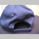 Lonsdale tmavomodr&aacute; a čierna &scaron;iltovka s vy&scaron;&iacute;van&yacute;m logom , zap&iacute;nanie vzadu na such&yacute; zips, materi&aacute;l 100%bavlna univerz&aacute;lna nastaviteľn&aacute; veľkosť