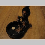 SKULL - lebka - smrtka popolník s pálenej keramiky s priemerom 13cm a výškou 12cm