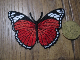 Motýľ nažehľovacia nášivka vyšívaná (možnosť nažehliť alebo našiť na odev) cca. 7,5x5,5cm