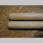 Bubenícke paličky BICI STICKS model TYMPANY  (bez hlavičky, na oboch stranách rovnaké)   priemer 14mm   dľžka 405mm