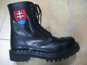 Kožené topánky Steadys 10. dierové čierne s prešívanou oceľovou špičkou a vyšívaným bočným slovenským znakom na oboch topánkach