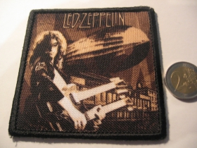 Led Zeppelin  ofsetová nášivka po krajoch neobšívaná cca. 9x9cm