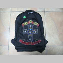 Guns n Roses ruksak čierny, 100% polyester. Rozmery: Výška 42 cm, šírka 34 cm, hĺbka až 22 cm pri plnom obsahu