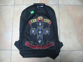 Guns n Roses ruksak čierny, 100% polyester. Rozmery: Výška 42 cm, šírka 34 cm, hĺbka až 22 cm pri plnom obsahu