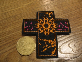 Kríž - malá nažehľovacia vyšívaná nášivka - nažehlovačka (možnosť nažehliť alebo našiť na odev) materiál 100%bavlna