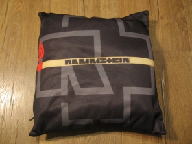 Rammstein vankúšik rozmery cca.30x30cm materiál 100%polyester