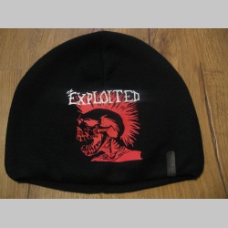 Exploited - čierna pletená čiapka s tlačeným logom, stredne hrubá vo vnútri naviac zateplená, univerzálna veľkosť, materiálové zloženie 100% akryl