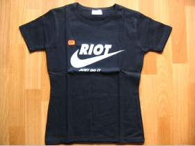 Riot ,,Fajka'' čierne dámske tričko 100%bavlna.