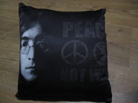 Beatles - John Lennon  Peace not War vankúšik rozmery cca.30x30cm materiál 100%polyester