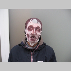 ZOMBIE maska na tvár v štýle lupičskej pančuchy materiál 100 elastan univerzálna veľkosť, cez masku je pohodlný výhľad ZOMBIE maska na tvár v štýle lupičskej pančuchy materiál 100 elastan univerzálna veľkosť, cez masku je pohodlný výhľad