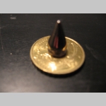 Osteň &scaron;robovac&iacute; niž&scaron;&iacute; ocelov&yacute;, chromovan&yacute; vybij&aacute;k s priemerom 0,8 cm dlzka 1 cm