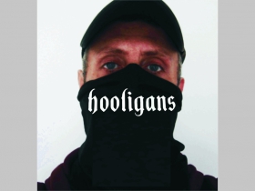 Hooligans čierna univerzálna elastická multifunkčná šatka vhodná na prekritie úst a nosa aj na turistiku pre chladenie krku v horúcom počasí