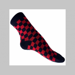 SKA šachovnica, červenočierne ponožky unisex,  materiál 95%polyester 5% elastan  univerzálna veľkosť 35-42